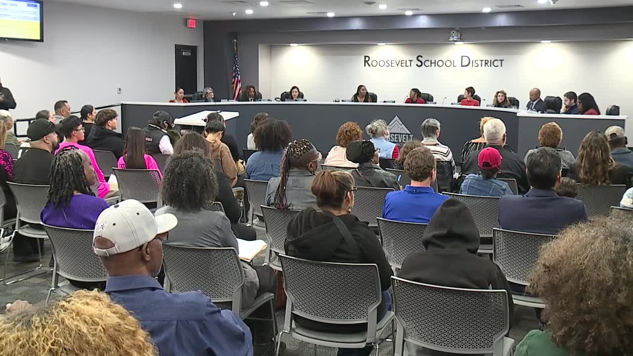 Roosevelt School Board approves closure of five schools in south Phoenix