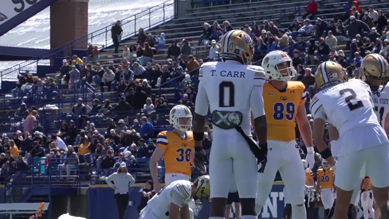 'If I can do it, you can do it': Montana State's Takhari Carr spent time giving back to his hometown