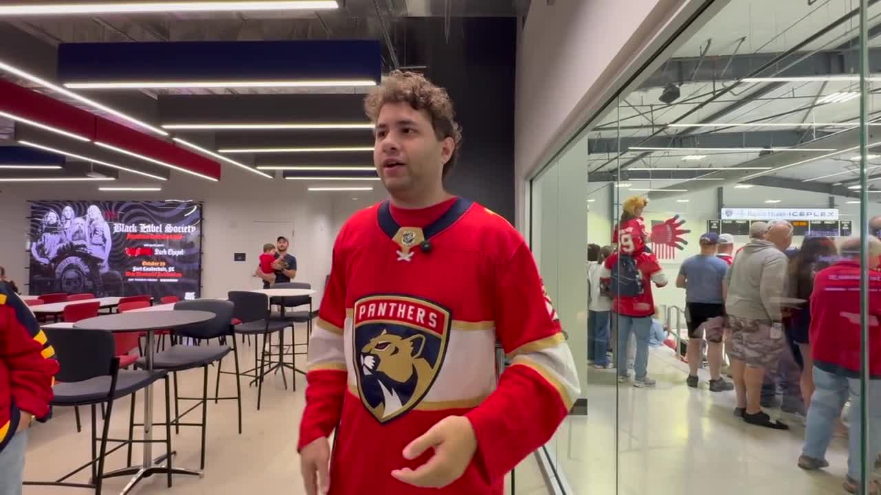 Florida Panthers fans fired up at Training Camp Fan Fest