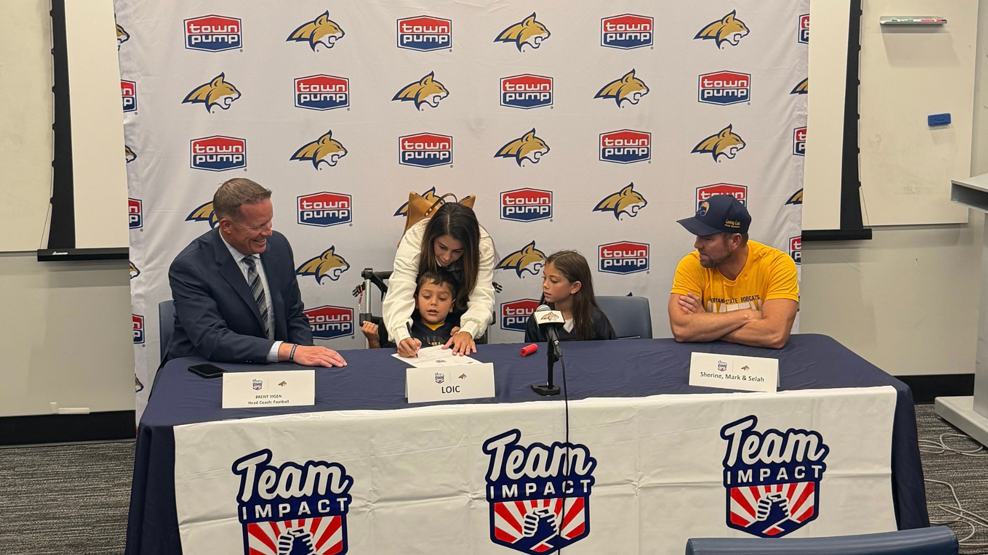 Montana State football gives Bozeman boy with rare condition a team to call his own