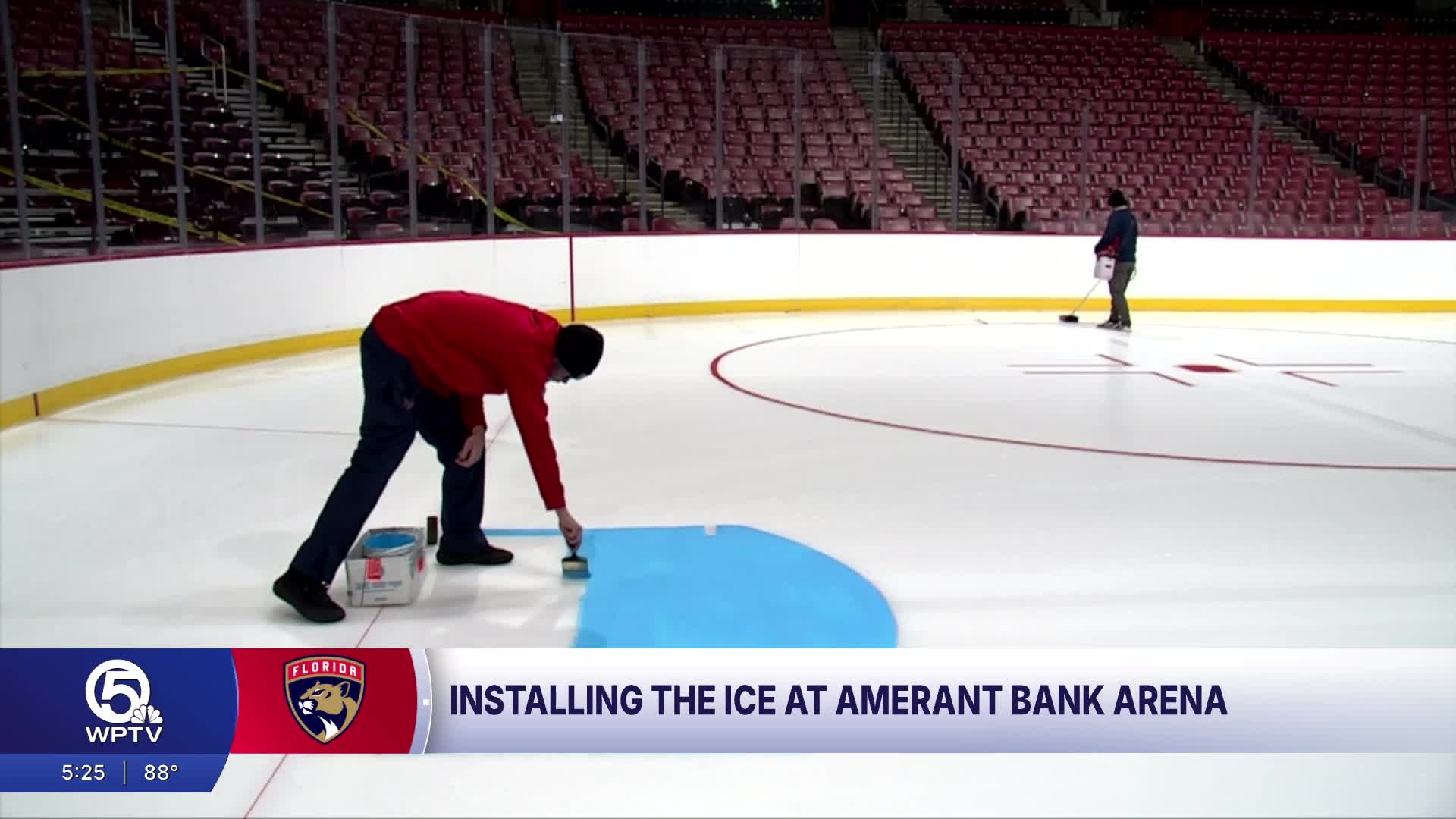 Panthers ice crew preps Amerant Bank Arena ahead of 1st preseason game