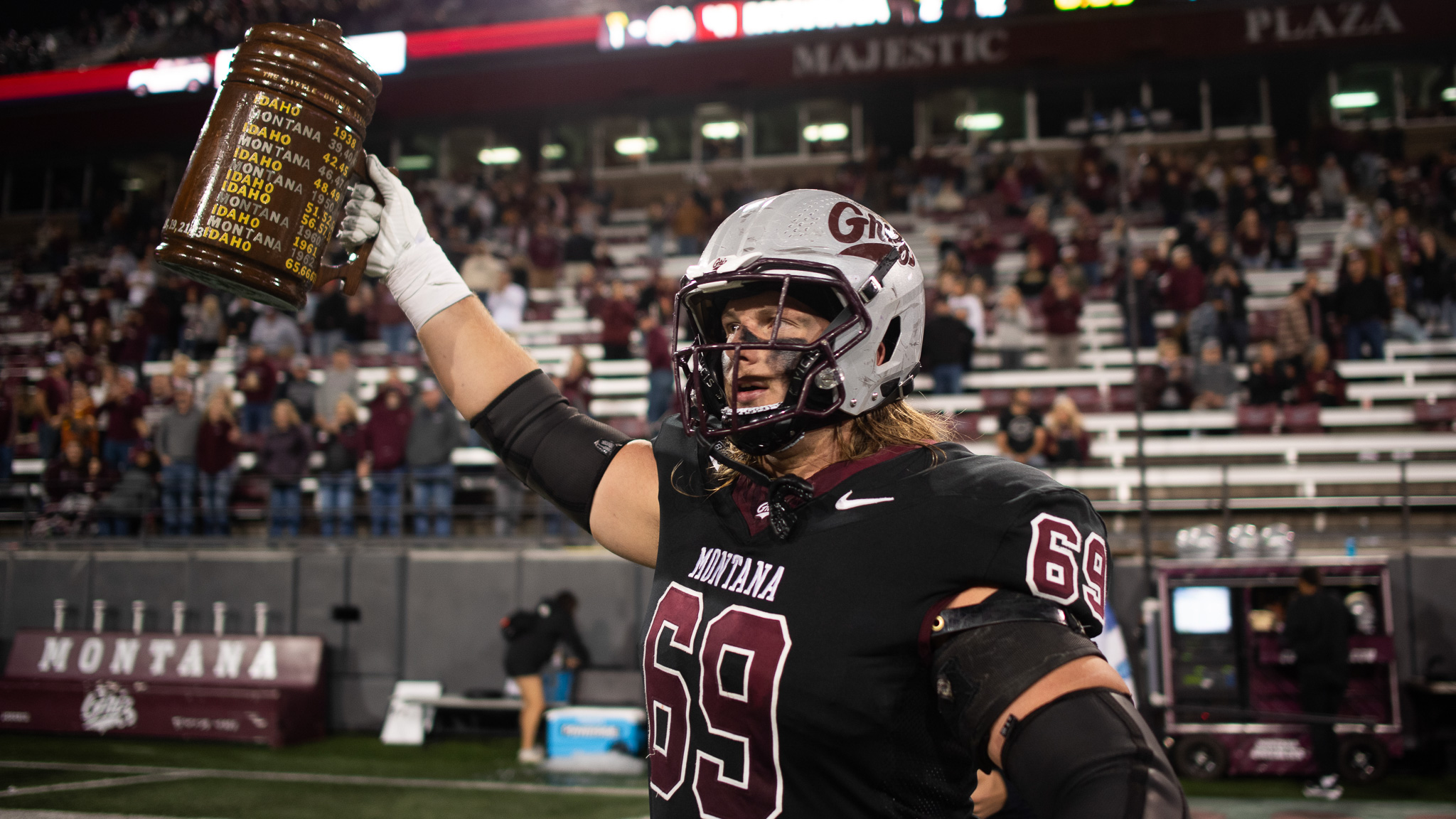 No. 7 Montana looks to bounce back, welcomes rival Idaho for Little Brown Stein